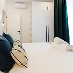 Central Suites