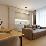 Central Suites Apartment