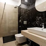 Central Suites Apartment