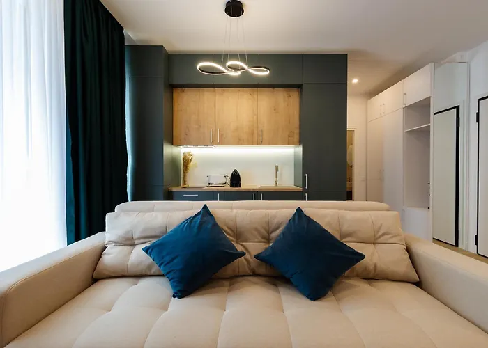 Central Suites アパート