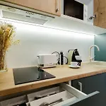 Central Suites *