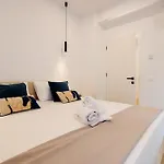 Central Suites
