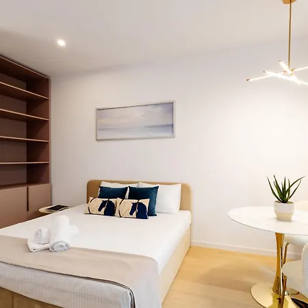 Central Suites Апартаменты