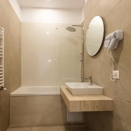 Central Suites Бухарест