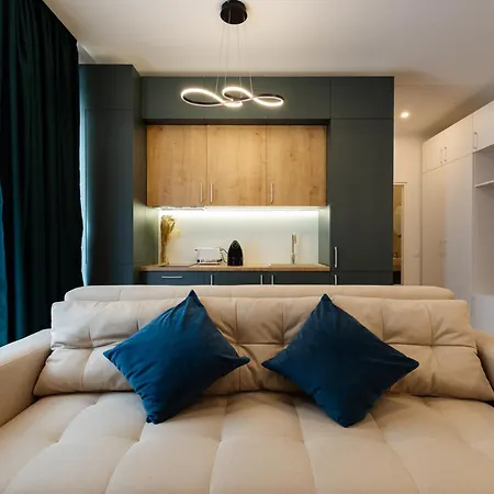 Central Suites アパート
