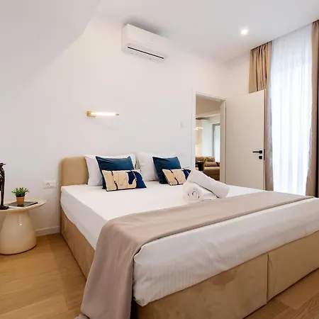 Central Suites * Boekarest