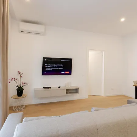 Central Suites Apartment *